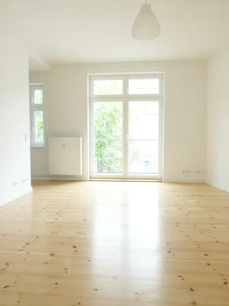 Hübsche Wohnung in Moabit: Balkon zum Hof, Wannenbad und EBK. — photo 1